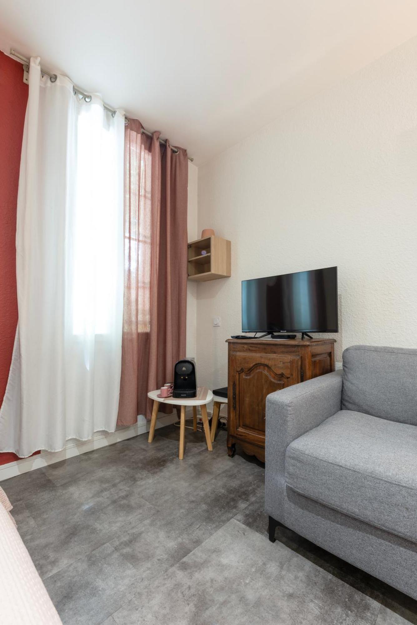 La Casita - Studio Confort Avec Parking Prive - Lit Douillet - Centre Uzes, Pont Du Gard 외부 사진