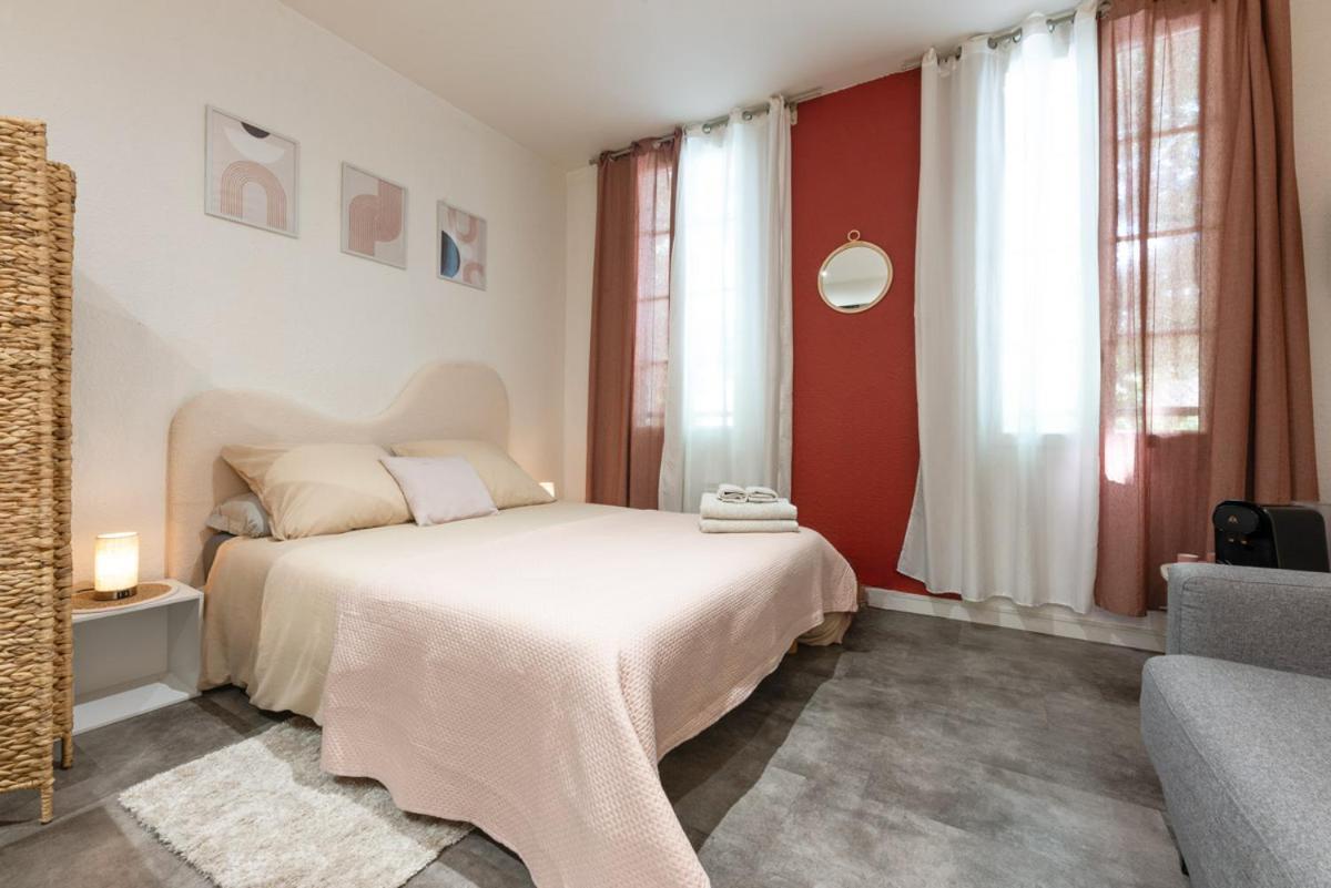 La Casita - Studio Confort Avec Parking Prive - Lit Douillet - Centre Uzes, Pont Du Gard 외부 사진